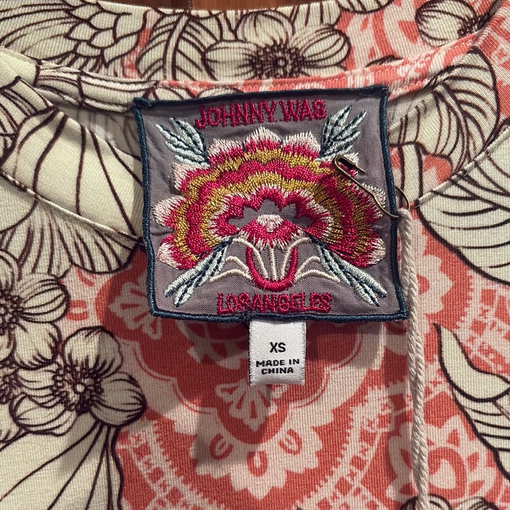 Johnny Was White Cream Graphic Blouse Short Sleeve - Picture 2 of 4